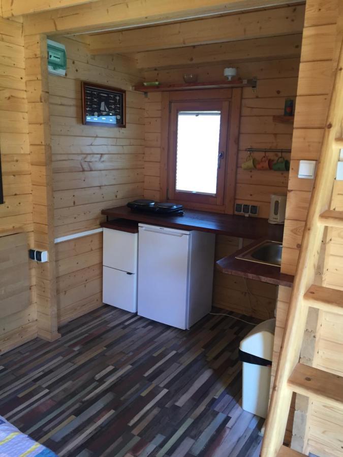 Pokoje I Domki Letniskowe Bros Dziwnów Exterior foto